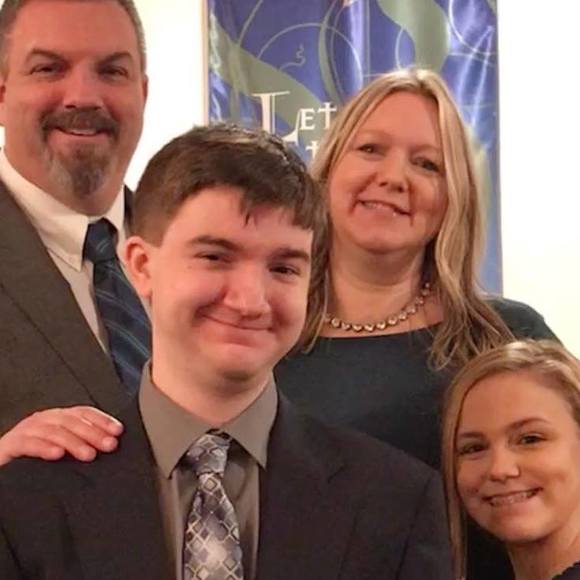 Meet your Posher, Chad - Picture 1 of 1